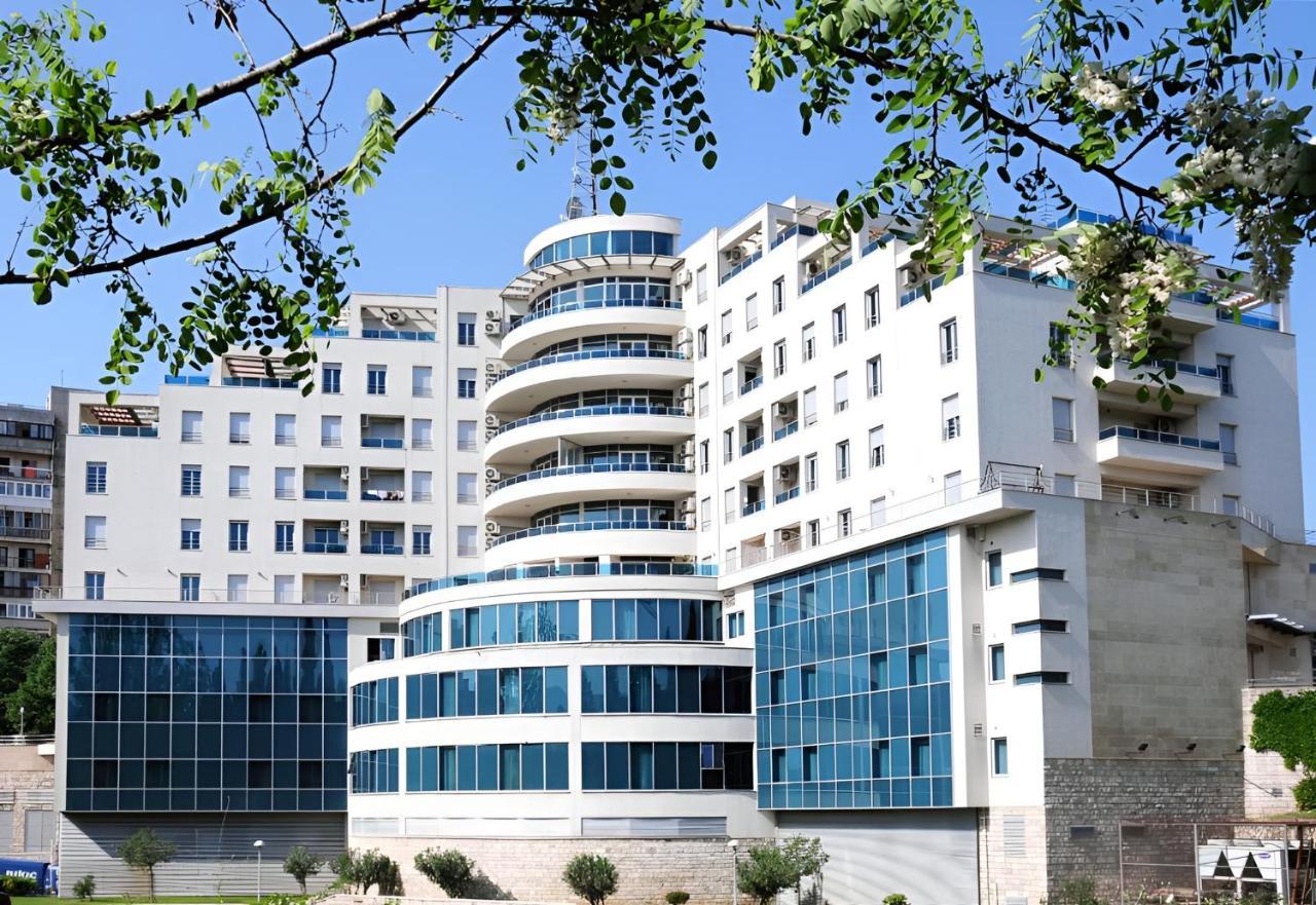 Kings Park Hotel Podgorica Exteriör bild