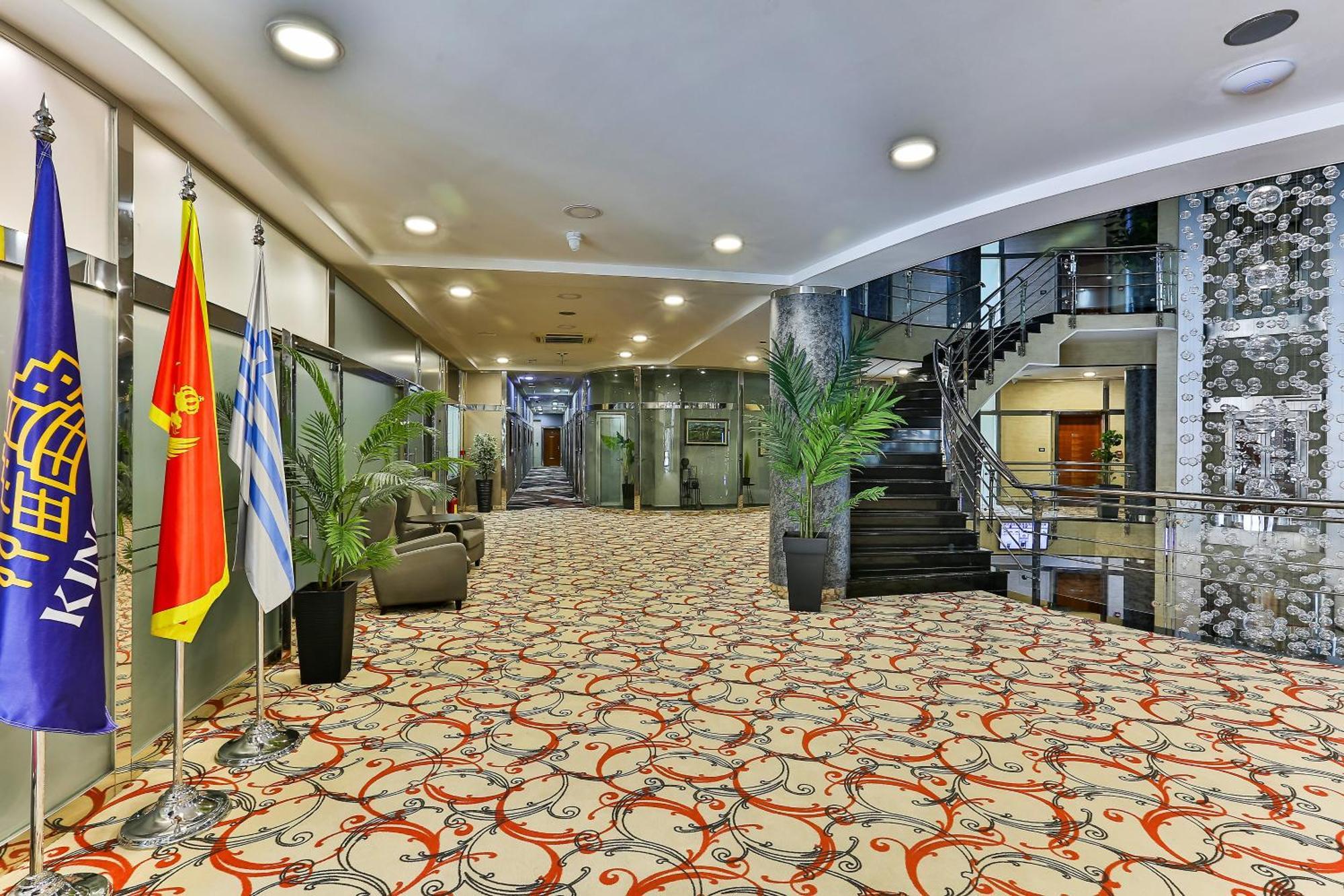 Kings Park Hotel Podgorica Exteriör bild